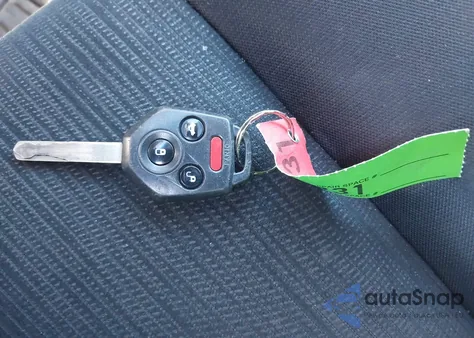 2014 Subaru Outback 2.5I Premium z USA, uszkodzony, nr VIN 4S4BRBCC9E3241699